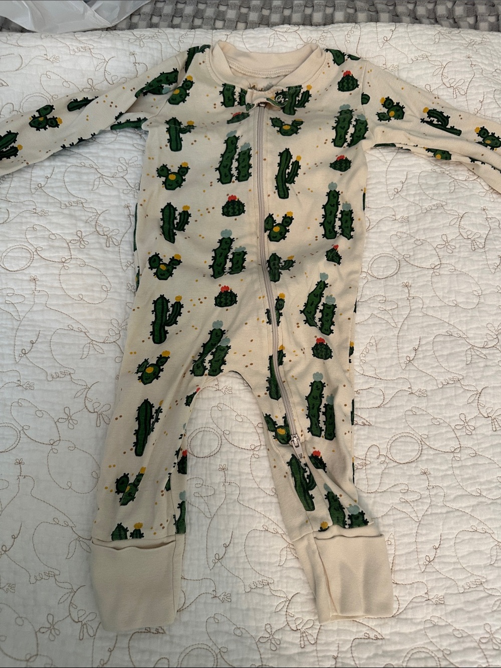 Cream Cactus Print Kids One-Piece Zipper Pajamas